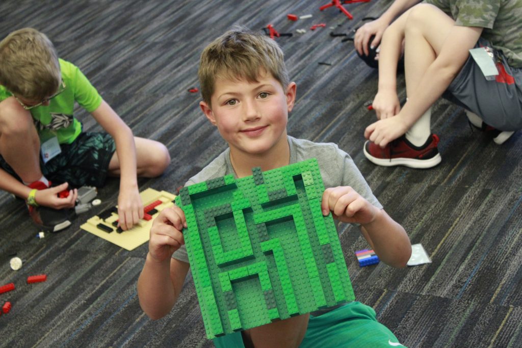 Minecraft Engineering with LEGO® Materials