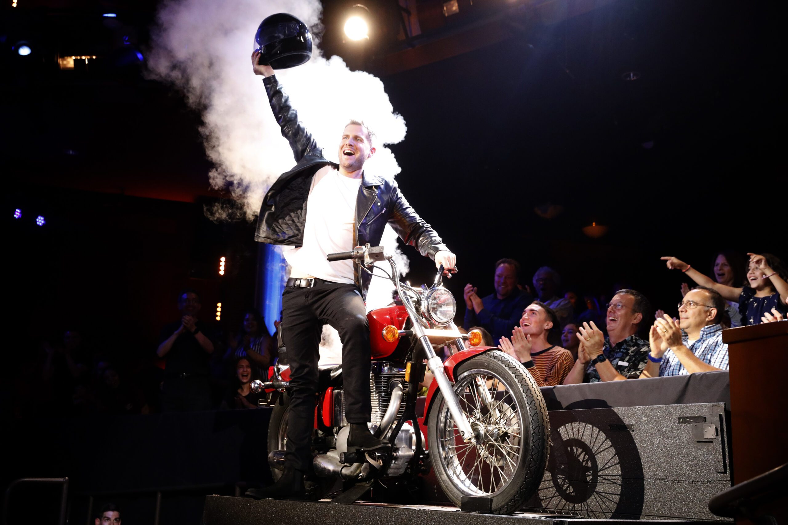 AMERICA'S GOT TALENT --  "Live Quarter Finals 3" Episode 1315  -- Pictured: Rob Lake -- (Photo by: Trae Patton/NBC)
